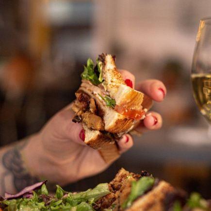 Antidote Bouffe Végane - Restaurant Cuisine Végétalienne Mercier-Hochelaga-Maisonneuve, Montréal